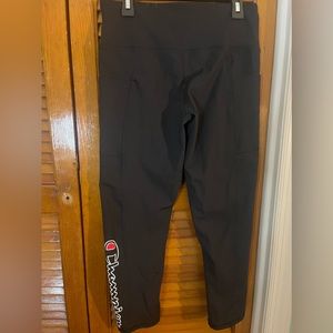 Champion Cropped athletic wear